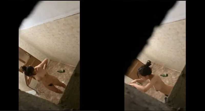 Quay lén nữ sinh vú đẹp tắm