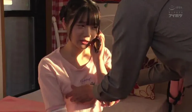 Bố dượng phát hiện bé con riêng của bà xã là diễn viên jav